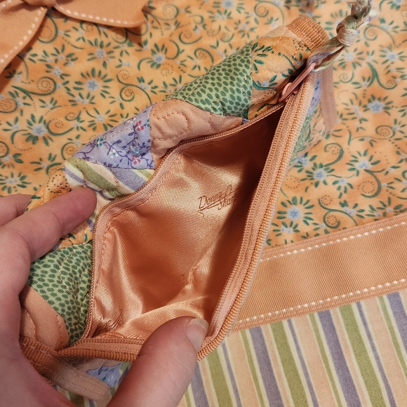 Donna Sharp pink purse and wallet set - Picture 2 of 7